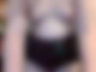 average-girl's Live Sex Cam Show