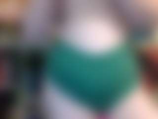 Live cam show with average-girl - Sexy on Camsoda