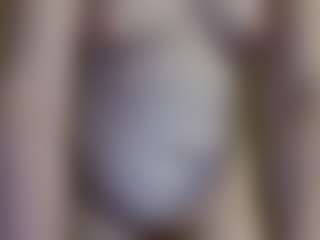 average-girl's Live Sex Cam Show