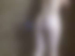 average-girl's Live Sex Cam Show