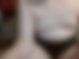 Spettacolo in cam dal vivo con average-girl - Dirty Talk su Camsoda