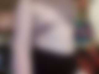 average-girl's Live Sex Cam Show