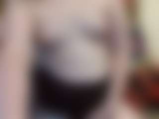average-girl's Live Sex Cam Show