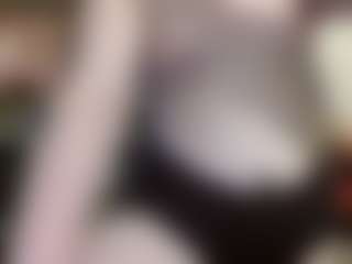 average-girl's Live Sex Cam Show