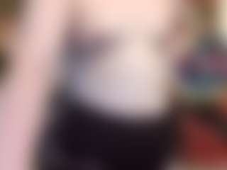 Live cam show with average-girl - Tease on livesuperchat.net