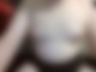 Live cam show with average-girl - Solo on madthumbs