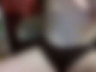 Live cam show with average-girl - Average on Camsoda