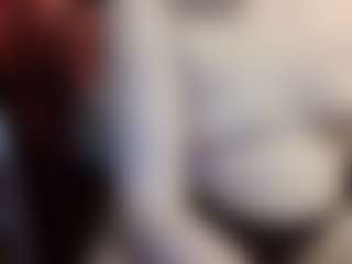 Live cam show with average-girl - Athletic Teen (18+) on Dolls Live