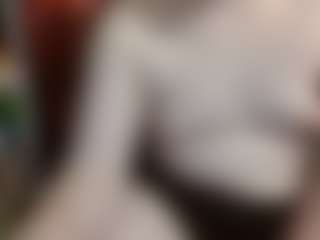 Live cam show with average-girl - Athletic Amateur on Camsoda