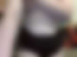 Live cam show with average-girl - Thong on https://playwithruby.com