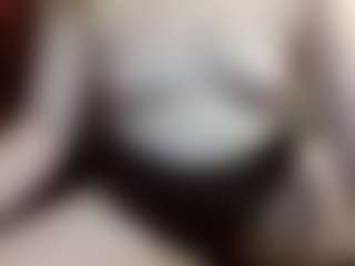 Live cam show with average-girl - Hairy Pussy on Mixed Magazine Live