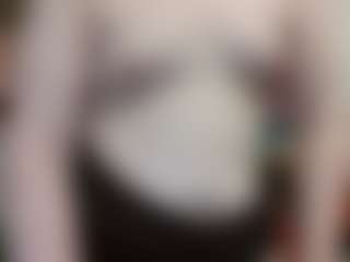 Live cam show with average-girl - Role Play on Camming Site