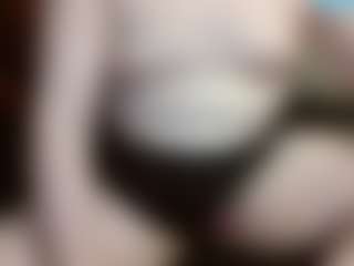 Live cam show with average-girl - Thong on Dare Cams