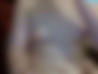 Live cam show with average-girl - Thong on CamwithHer