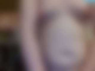 Live cam show with average-girl - Teen (18+) on Camsoda