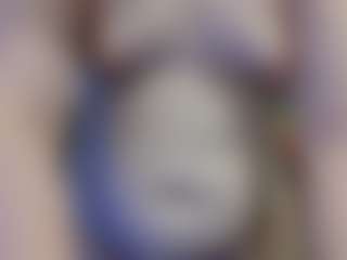 Live cam show with average-girl - Athletic Bedroom on Fling VIP Chat
