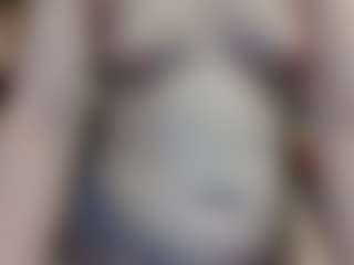 Live cam show with average-girl - Thick on Dolls Live