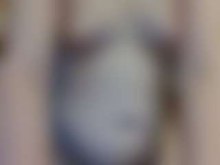 Live cam show with average-girl - Average on Milfs Live