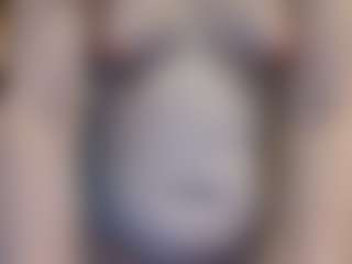 average-girl's Live Sex Cam Show