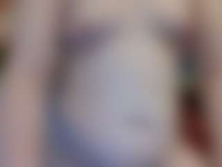 Live cam show with average-girl - Solo on Camsoda