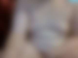 Live cam show with average-girl - Cute on studioflirtlive.com