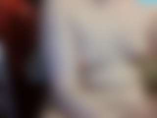 Live cam show with average-girl - Thick on SquirtSoMuch