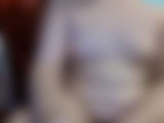 Live cam show with average-girl - Average on Fit Hotties