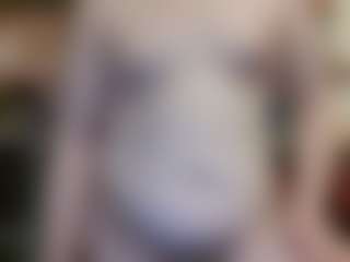Live cam show with average-girl - Role Play on chickslive.net