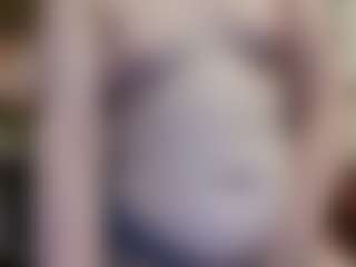 average-girl's Live Sex Cam Show