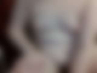 Live cam show with average-girl - Thong on xxxlivecams.org