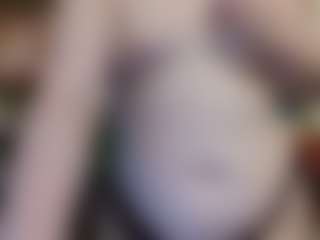 Live cam show with average-girl - Average on SinfulBabes