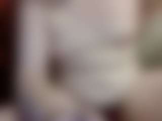 Live cam show with average-girl - Deepthroat on Hubzter Live