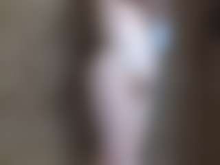 average-girl's Live Sex Cam Show