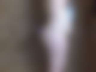 average-girl's Live Sex Cam Show