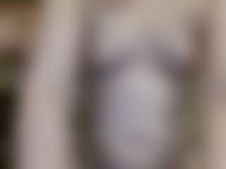 average-girl's Live Sex Cam Show