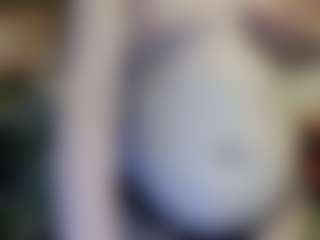 Live cam show with average-girl - Deepthroat on CamwithHer