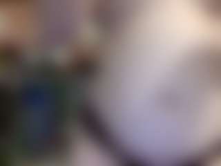 Live cam show with average-girl - Amateur on Camsoda