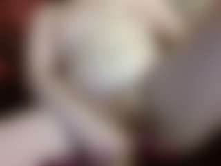 average-girl's Live Sex Cam Show