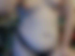 Live cam show with average-girl - Brown Hair on Strip Flash - Live Sex Shows