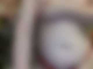 Live cam show with average-girl - Average on live.xbliss.ai