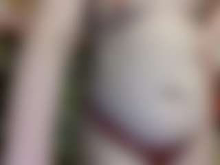 Live cam show with average-girl - Bedroom Teen (18+) on live.xbliss.ai