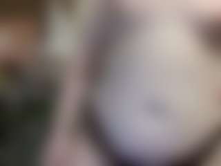 Live cam show with average-girl - Teen (18+) on Camming Site