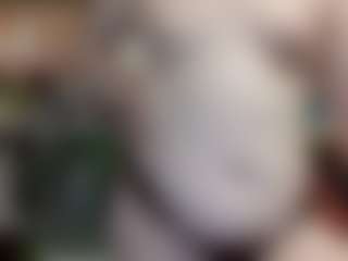 Live cam show with average-girl - Control on xplaylive.com