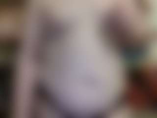 Live cam show with average-girl - Athletic on madthumbs
