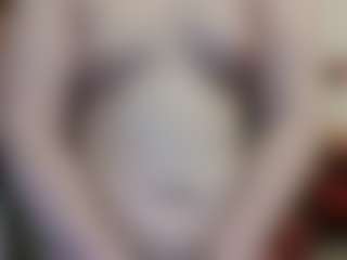 Live cam show with average-girl - Role Play on madthumbs
