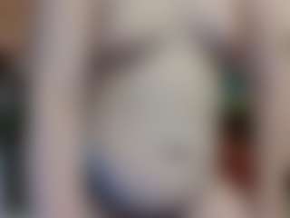 Live cam show with average-girl - Thong on Gym Cam Girls