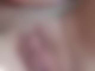ghostntoast1 MILF webcam performer live streaming