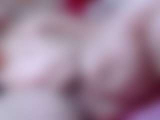 Live cam show with juany-hot - Middle Aged on madthumbs