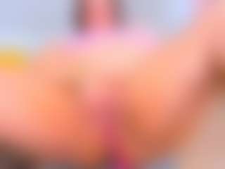 Live cam show with ReginaStown - Tease on livesuperchat.net