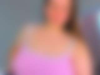 Live cam show with ReginaStown - Brown Hair on fapnchat